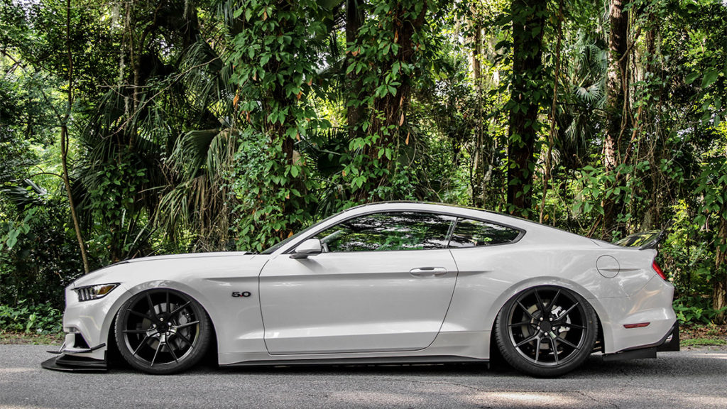 Air Lift Performance | Ford Mustang S550-4
