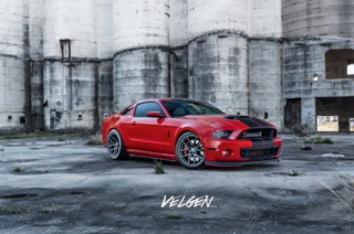 Race Red Shelby GT500 Mustang Velgen Wheels VMB5 Matte Gunmetal-1 Race Red Shelby GT500 Mustang Velgen Wheels VMB5 Matte Gunmetal-1